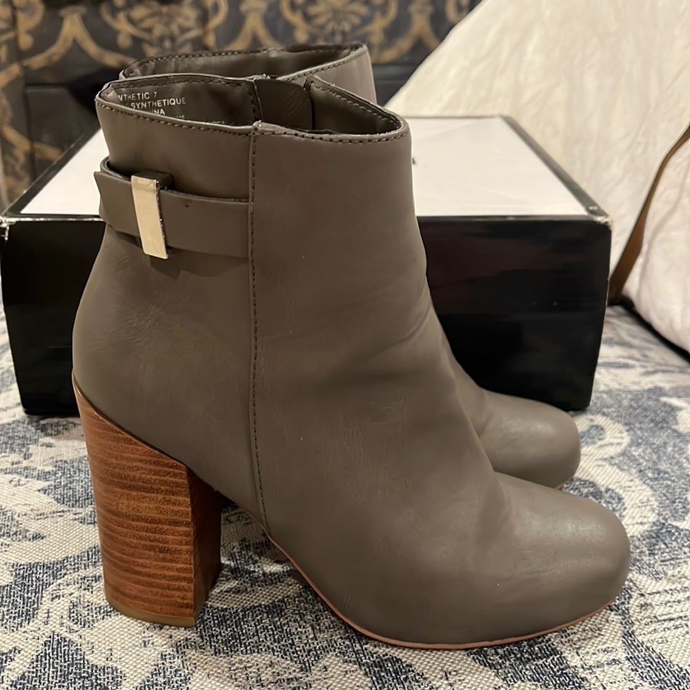 Express booties